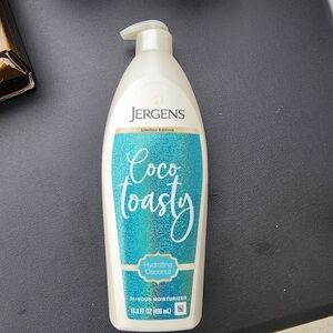 Jergens Moisturizer Coco Toasty Hydrating Coconut 24 hr Moisturizer 16.8 oz New
